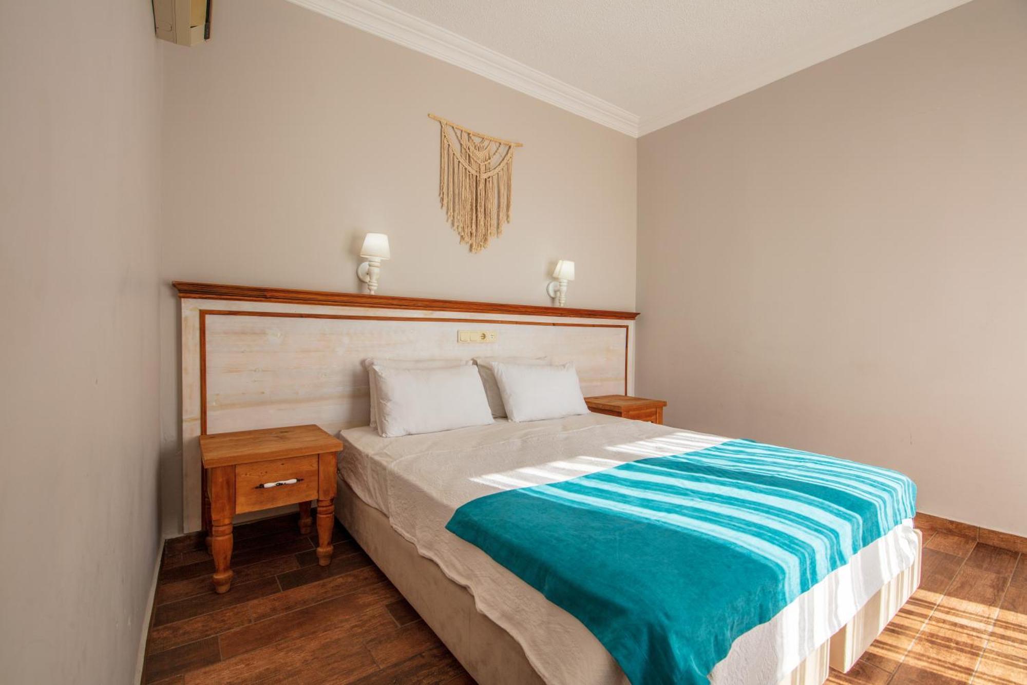 Oeluedeniz Manzara Non Alcoholic Family Hotel Екстериор снимка